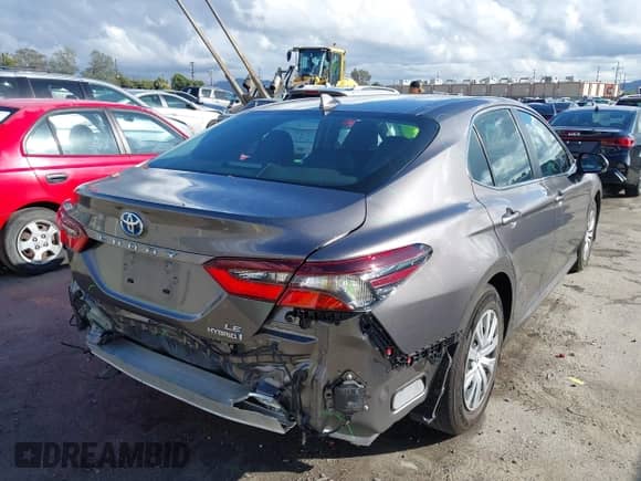 2023 Toyota Camry Hybrid LE z VIN 4T1C31AKXPU611291, wystawiony jako IAAI lot #43454380 z przebiegiem 48 339 mil mil oraz . Historia ofert i sprzedaży dostępna na DreamBid. Obrazek 4.