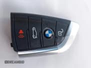 ✅ 2022 BMW 2 Series 228i • VIN: WBA53AK08N7K41185 • Lot: 42644493. Wystawiony na IAAI z przebiegiem 54 144 mil. Bezpłatny archiwum sprzedaży aukcyjnych z USA i szczegółowy raport historii pojazdu na DreamBid. Zdjęcie 11.