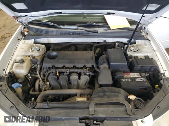 ✅ 2009 Hyundai Sonata GLS • VIN: 5NPET46C49H547746 • Lot: 83975875. Listed on Copart with 183,119 mi. Free auction sales archive from the USA and detailed vehicle history report at DreamBid. Image 11.