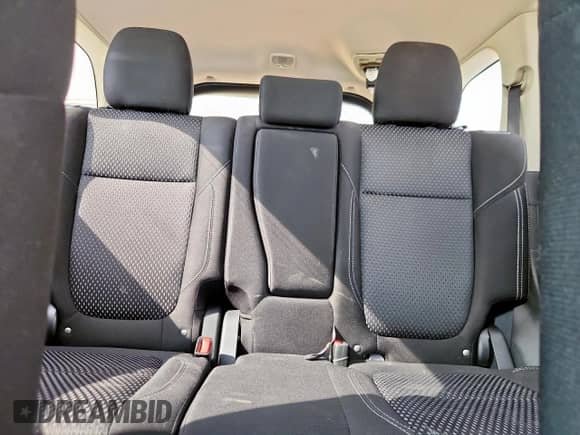 2020 Mitsubishi Outlander ES с VIN JA4AD2A34LZ003801, выставлен на аукционе Copart как лот 71424695 с пробегом 39 334 миль миль и Списание • Salvage title. История ставок и продаж доступна на DreamBid. Изображение 10.