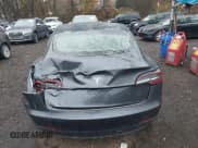 ✅ 2018 Tesla Model 3 Long Range Battery • VIN: 5YJ3E1EB5JF066013 • Lot: 43709264. Wystawiony na IAAI z przebiegiem 70 840 mil. Bezpłatny archiwum sprzedaży aukcyjnych z USA i szczegółowy raport historii pojazdu na DreamBid. Zdjęcie 15.