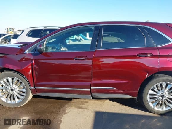 ✅ 2020 Ford Edge Titanium • VIN: 2FMPK4K96LBB12134 • Lot: 43783459. Listed on IAAI with 89,464 mi. Free auction sales archive from the USA and detailed vehicle history report at DreamBid. Image 14.