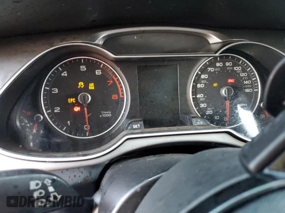 ✅ 2013 Audi A4 Premium Plus • VIN: WAUEFAFL2DN019425 • Lot: 90799745. Listed on Copart with Not provided. Free auction sales archive from the USA and detailed vehicle history report at DreamBid. Image 9.