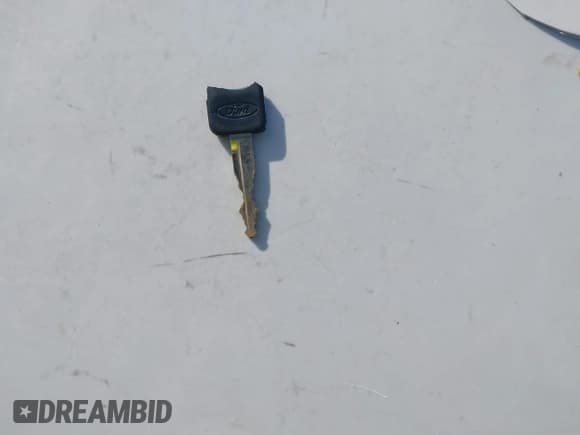 ✅ 1993 Ford Taurus GL • VIN: 1FALP5240PG327124 • Lot: 42074204. Listed on IAAI with 27,681 mi. Free auction sales archive from the USA and detailed vehicle history report at DreamBid. Image 11.