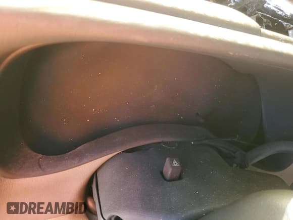 ✅ 2002 Chevrolet Suburban Z71 • VIN: 3GNFK16Z22G245579 • Лот: 42676975. Опубликован ранее на Copart с пробегом Не указан. Бесплатный доступ к архиву аукционных продаж из США и подробный отчёт об истории автомобиля на DreamBid. Изображение 9.