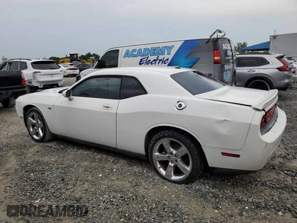 2010 Dodge Challenger R/T Classic z VIN 2B3CJ5DT2AH314131, wystawiony jako Copart lot #71792124 z przebiegiem Nie podano mil oraz Czysty tytuł • Clean title. Historia ofert i sprzedaży dostępna na DreamBid. Obrazek 2.