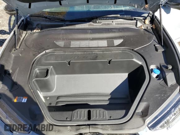 ✅ 2025 Ford Mustang Mach-E Premium • VIN: 3FMTK3SU7SMA22016 • Lot: 87457115. Listed on Copart with 4,973 mi. Free auction sales archive from the USA and detailed vehicle history report at DreamBid. Image 11.