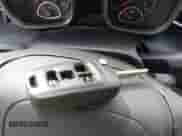 2014 Chevrolet Malibu LS z VIN 1G11A5SL5EF136370, wystawiony jako IAAI lot #42913738 z przebiegiem 164 176 mil mil oraz . Historia ofert i sprzedaży dostępna na DreamBid. Obrazek 11.