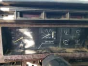 ✅ 1985 Ford F-350 • VIN: 1FTHF3615FPB13171 • Лот: 71674405. Опубликован ранее на Copart с пробегом 58 992 миль. Бесплатный доступ к архиву аукционных продаж из США и подробный отчёт об истории автомобиля на DreamBid. Изображение 9.