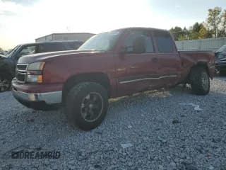 ✅ 2006 Chevrolet Silverado 1500 LT2 • VIN: 1GCEK19T66Z121879 • Lot: 75428884. Listed on Copart with 185,547 mi. Free auction sales archive from the USA and detailed vehicle history report at DreamBid. Image 1.