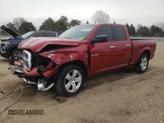 ✅ 2009 Dodge 1500 Sport • VIN: 1D3HV18T39S792517 • Lot: 53451325. Wystawiony na Copart z przebiegiem 165 645 mil. Bezpłatny archiwum sprzedaży aukcyjnych z USA i szczegółowy raport historii pojazdu na DreamBid. Zdjęcie 1.