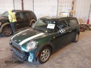 ✅ 2014 MINI Clubman • VIN: WMWZF3C53ET492007 • Lot: 43409846. Wystawiony na IAAI z przebiegiem 99 810 mil. Bezpłatny archiwum sprzedaży aukcyjnych z USA i szczegółowy raport historii pojazdu na DreamBid. Zdjęcie 2.