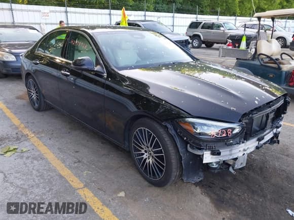 ✅ 2024 Mercedes-Benz C 300 • VIN: W1KAF4HB9RR157525 • Лот: 42578928. Опубликован ранее на IAAI с пробегом 7 139 миль. Бесплатный доступ к архиву аукционных продаж из США и подробный отчёт об истории автомобиля на DreamBid. Изображение 1.