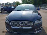 ✅ 2017 Lincoln MKZ Hybrid Select • VIN: 3LN6L5LUXHR663550 • Lot: 42484367. Wystawiony na IAAI z przebiegiem 183 979 mil. Bezpłatny archiwum sprzedaży aukcyjnych z USA i szczegółowy raport historii pojazdu na DreamBid. Zdjęcie 12.