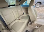 ✅ 2014 Volkswagen Beetle 1.8T • VIN: 3VWJ17AT6EM633705 • Lot: 96934845. Wystawiony na Copart z przebiegiem 173 722 mil. Bezpłatny archiwum sprzedaży aukcyjnych z USA i szczegółowy raport historii pojazdu na DreamBid. Zdjęcie 12.