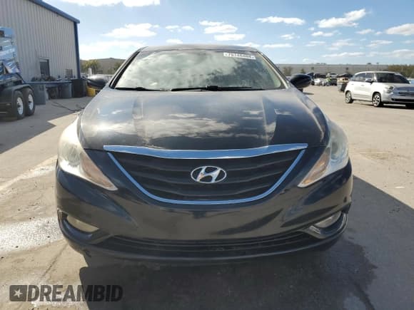 ✅ 2013 Hyundai Sonata GLS • VIN: 5NPEB4AC7DH759558 • Lot: 75748404. Listed on Copart with 156,956 mi. Free auction sales archive from the USA and detailed vehicle history report at DreamBid. Image 5.