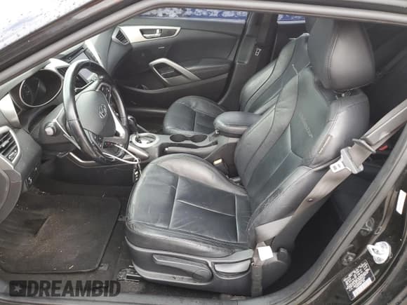 ✅ 2015 Hyundai Veloster RE:FLEX • VIN: KMHTC6AD0FU221507 • Lot: 74328234. Wystawiony na Copart z przebiegiem 90 845 mil. Bezpłatny archiwum sprzedaży aukcyjnych z USA i szczegółowy raport historii pojazdu na DreamBid. Zdjęcie 7.