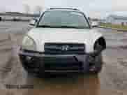 2007 Hyundai Tucson SE z VIN KM8JN12D47U587233, wystawiony jako Copart lot #84651284 z przebiegiem 187 310 mil mil oraz Szkoda całkowita • Salvage title. Historia ofert i sprzedaży dostępna na DreamBid. Obrazek 5.