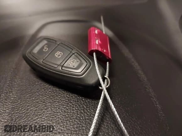 ✅ 2015 Ford C-Max SEL • VIN: 1FADP5BUXFL124333 • Lot: 43601780. Listed on IAAI with 171,992 mi. Free auction sales archive from the USA and detailed vehicle history report at DreamBid. Image 11.