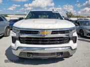 ✅ 2025 Chevrolet Silverado 1500 • VIN: 1GCUKDE87SZ289264 • Lot: 81704135. Wystawiony na Copart z przebiegiem 952 mil. Bezpłatny archiwum sprzedaży aukcyjnych z USA i szczegółowy raport historii pojazdu na DreamBid. Zdjęcie 5.