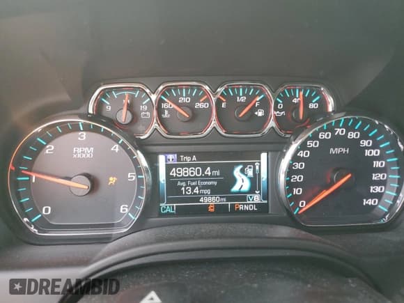 ✅ 2020 Chevrolet Suburban LT • VIN: 1GNSKHKC5LR176641 • Lot: 75276584. Wystawiony na Copart z przebiegiem 49 860 mil. Bezpłatny archiwum sprzedaży aukcyjnych z USA i szczegółowy raport historii pojazdu na DreamBid. Zdjęcie 9.