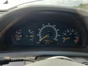 ✅ 1999 Mercedes-Benz CLK 320/430 • VIN: WDBLK65G9XT008671 • Lot: 67117795. Wystawiony na Copart z przebiegiem 68 895 mil. Bezpłatny archiwum sprzedaży aukcyjnych z USA i szczegółowy raport historii pojazdu na DreamBid. Zdjęcie 9.