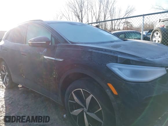 ✅ 2023 Volkswagen ID.4 Pro S • VIN: 1V2GNPE89PC002084 • Lot: 41757857. Wystawiony na IAAI z przebiegiem 34 643 mil. Bezpłatny archiwum sprzedaży aukcyjnych z USA i szczegółowy raport historii pojazdu na DreamBid. Zdjęcie 13.