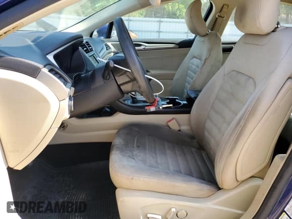 ✅ 2015 Ford Fusion SE • VIN: 3FA6P0H72FR134580 • Lot: 62055325. Listed on Copart with 210,132 mi. Free auction sales archive from the USA and detailed vehicle history report at DreamBid. Image 7.