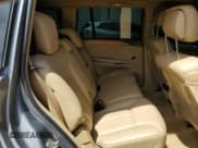 ✅ 2012 Mercedes-Benz GL 550 • VIN: 4JGBF8GE1CA779877 • Lot: 66185824. Wystawiony na Copart z przebiegiem 108 949 mil. Bezpłatny archiwum sprzedaży aukcyjnych z USA i szczegółowy raport historii pojazdu na DreamBid. Zdjęcie 10.