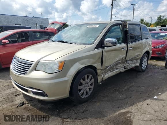 ✅ 2011 Chrysler Town & Country Touring L • VIN: 2A4RR8DG9BR798889 • Lot: 70291314. Wystawiony na Copart z przebiegiem Nie podano. Bezpłatny archiwum sprzedaży aukcyjnych z USA i szczegółowy raport historii pojazdu na DreamBid. Zdjęcie 1.