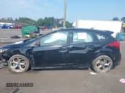 ✅ 2017 Ford Focus ST • VIN: 1FADP3L9XHL269132 • Лот: 42822176. Опубликован ранее на IAAI с пробегом 74 257 миль. Бесплатный доступ к архиву аукционных продаж из США и подробный отчёт об истории автомобиля на DreamBid. Изображение 14.