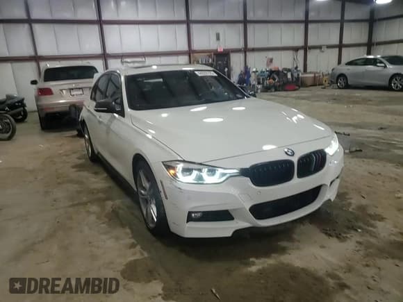 ✅ 2016 BMW 3 Series 340i xDrive • VIN: WBA8B7G51GNT95145 • Lot: 44222725. Listed on Copart with 115,957 mi. Free auction sales archive from the USA and detailed vehicle history report at DreamBid. Image 13.