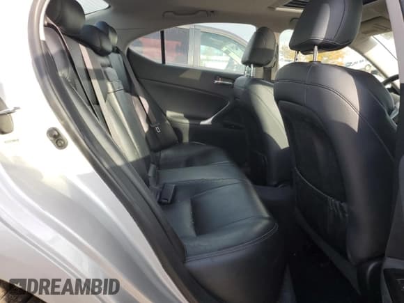 ✅ 2011 Lexus IS 250 • VIN: JTHCF5C27B2035324 • Lot: 87098485. Listed on Copart with 227,972 mi. Free auction sales archive from the USA and detailed vehicle history report at DreamBid. Image 10.