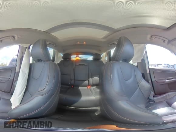 ✅ 2017 Volvo XC60 Dynamic • VIN: YV449MRR6H2002302 • Лот: 52805655. Опубликован ранее на Copart с пробегом 36 579 миль. Бесплатный доступ к архиву аукционных продаж из США и подробный отчёт об истории автомобиля на DreamBid. Изображение 14.