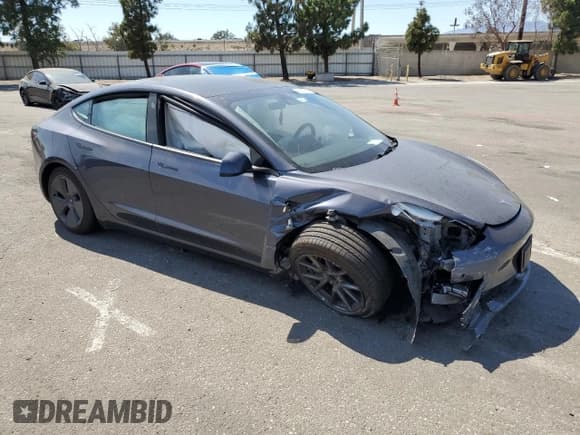 ✅ 2023 Tesla Model 3 • VIN: 5YJ3E1EA7PF458569 • Lot: 69607545. Wystawiony na Copart z przebiegiem Nie podano. Bezpłatny archiwum sprzedaży aukcyjnych z USA i szczegółowy raport historii pojazdu na DreamBid. Zdjęcie 4.