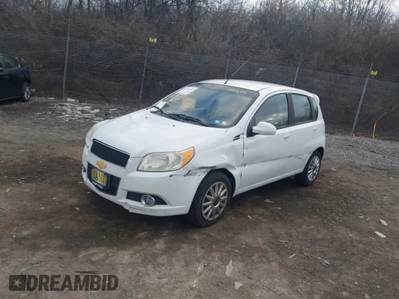 ✅ 2011 Chevrolet Aveo 2LT • VIN: KL1TG6DE0BB251679 • Lot: 41315875. Wystawiony na IAAI z przebiegiem 109 142 mil. Bezpłatny archiwum sprzedaży aukcyjnych z USA i szczegółowy raport historii pojazdu na DreamBid. Zdjęcie 2.