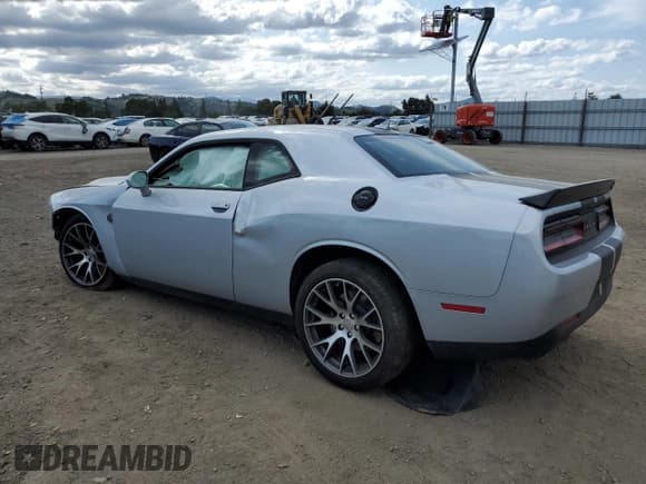 ✅ 2022 Dodge Challenger SRT Hellcat Redeye Widebody • VIN: 2C3CDZL98NH136934 • Lot: 51517693. Wystawiony na Copart z przebiegiem 4 178 mil. Bezpłatny archiwum sprzedaży aukcyjnych z USA i szczegółowy raport historii pojazdu na DreamBid. Zdjęcie 2.