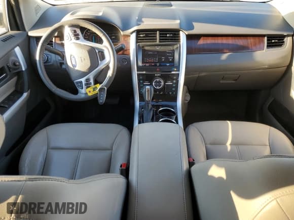 ✅ 2012 Ford Edge Limited • VIN: 2FMDK3KC9CBA67697 • Lot: 92667335. Wystawiony na Copart z przebiegiem 189 219 mil. Bezpłatny archiwum sprzedaży aukcyjnych z USA i szczegółowy raport historii pojazdu na DreamBid. Zdjęcie 8.