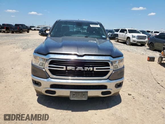 ✅ 2021 Ram 1500 Big Horn • VIN: 1C6RREBG5MN575084 • Lot: 63042815. Wystawiony na Copart z przebiegiem 63 169 mil. Bezpłatny archiwum sprzedaży aukcyjnych z USA i szczegółowy raport historii pojazdu na DreamBid. Zdjęcie 5.