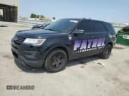 ✅ 2017 Ford Police Interceptor Utility • VIN: 1FM5K8AT2HGD93067 • Лот: 58985415. Опубликован ранее на Copart с пробегом 176 979 миль. Бесплатный доступ к архиву аукционных продаж из США и подробный отчёт об истории автомобиля на DreamBid. Изображение 1.