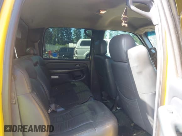 ✅ 2001 Chevrolet Silverado 2500HD LT3 • VIN: 1GCHK23G91F123733 • Lot: 42478507. Wystawiony na IAAI z przebiegiem 181 505 mil. Bezpłatny archiwum sprzedaży aukcyjnych z USA i szczegółowy raport historii pojazdu na DreamBid. Zdjęcie 8.