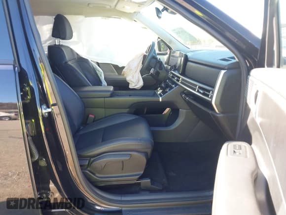 ✅ 2024 Hyundai Santa Fe XRT • VIN: 5NMP3DGL8RH047268 • Лот: 43517680. Опубликован ранее на IAAI с пробегом 24 733 миль. Бесплатный доступ к архиву аукционных продаж из США и подробный отчёт об истории автомобиля на DreamBid. Изображение 5.