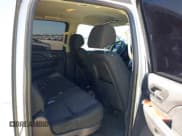 ✅ 2014 Chevrolet Suburban LS • VIN: 1GNSCHE06ER165763 • Lot: 43473605. Wystawiony na IAAI z przebiegiem 199 541 mil. Bezpłatny archiwum sprzedaży aukcyjnych z USA i szczegółowy raport historii pojazdu na DreamBid. Zdjęcie 8.