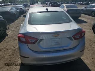 ✅ 2017 Chevrolet Cruze LS • VIN: 1G1BC5SM7H7225721 • Lot: 47560753. Listed on Copart with 77,265 mi. Free auction sales archive from the USA and detailed vehicle history report at DreamBid. Image 6.
