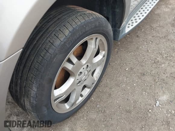 ✅ 2007 Mercedes-Benz M 350 • VIN: 4JGBB86EX7A251631 • Lot: 43765259. Listed on IAAI with 116,901 mi. Free auction sales archive from the USA and detailed vehicle history report at DreamBid. Image 12.