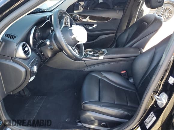 ✅ 2020 Mercedes-Benz C 300 • VIN: W1KWF8DB5LR573470 • Lot: 82531755. Listed on Copart with Not provided. Free auction sales archive from the USA and detailed vehicle history report at DreamBid. Image 7.