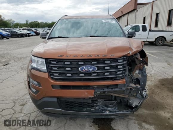 ✅ 2017 Ford Explorer XLT • VIN: 1FM5K8D83HGC75682 • Lot: 55321455. Listed on Copart with 96,859 mi. Free auction sales archive from the USA and detailed vehicle history report at DreamBid. Image 5.