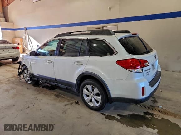 ✅ 2011 Subaru Outback Premium • VIN: 4S4BRCGC2B3395604 • Lot: 93914455. Listed on Copart with 114,112 mi. Free auction sales archive from the USA and detailed vehicle history report at DreamBid. Image 2.