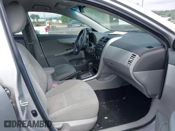✅ 2010 Toyota Corolla • VIN: 1NXBU4EE4AZ238688 • Lot: 42351949. Listed on IAAI with 71,770 mi. Free auction sales archive from the USA and detailed vehicle history report at DreamBid. Image 5.
