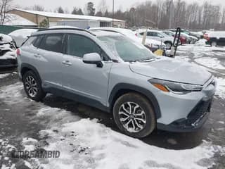 ✅ 2024 Toyota Corolla Cross Hybrid S • VIN: 7MUFBABG8RV027483 • Lot: 43844237. Listed on IAAI with 20,174 mi. Free auction sales archive from the USA and detailed vehicle history report at DreamBid. Image 1.